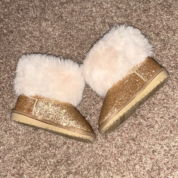 Gold boots - Picture 4 of 4